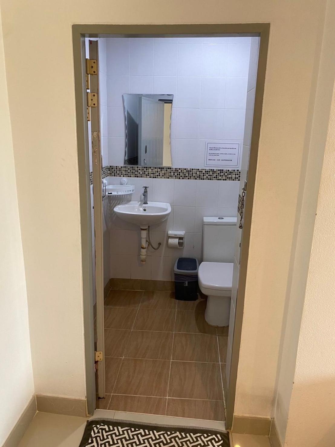 U Dee Room And Coffee Kanchanaburi Ngoại thất bức ảnh